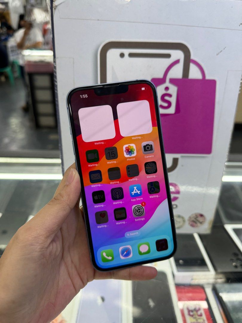 iphone 14 128gb 2ndhand (Category: iPhone 14 Series) located in Cainta. Submitted by vine_gadget_shop (Listing ID 1320109894, Image 2). Description: iphone 14 128gb 2ndhand with cord and box replacement factory unlock pick up store greenhills shopping center we accept trade in we accepy credit card and ggives installment we do cod and door to door we ship nationwide for fast transaction call 09277368323 look for vine visit my fb page vine gadget 