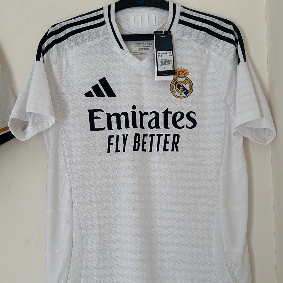 Real madrid player issue jersey top