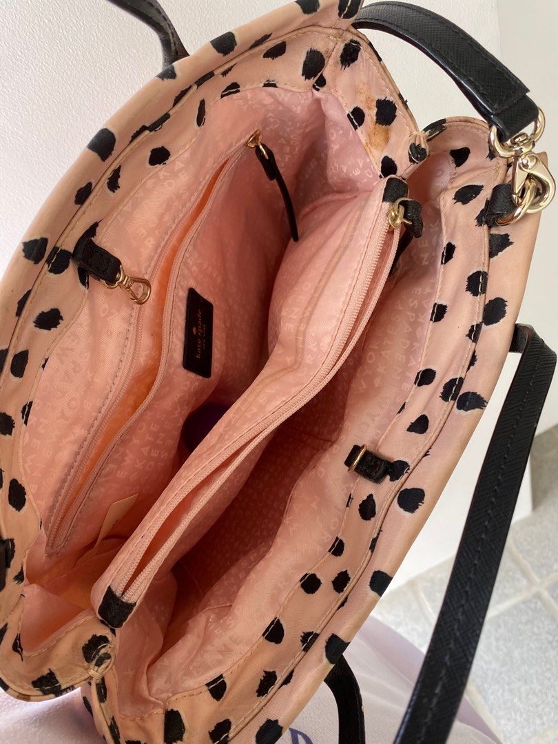 Authentic Kate Spade Medium bag (Category: Luxury Bags & Wallets) located in Rizal. Submitted by eunbo (Listing ID 1320096656, Image 3). Description: RFS declutter.