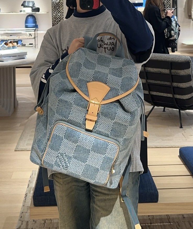 LV LOUIS VUITTON Montsouris Backpack Pharrell Williams Damier 