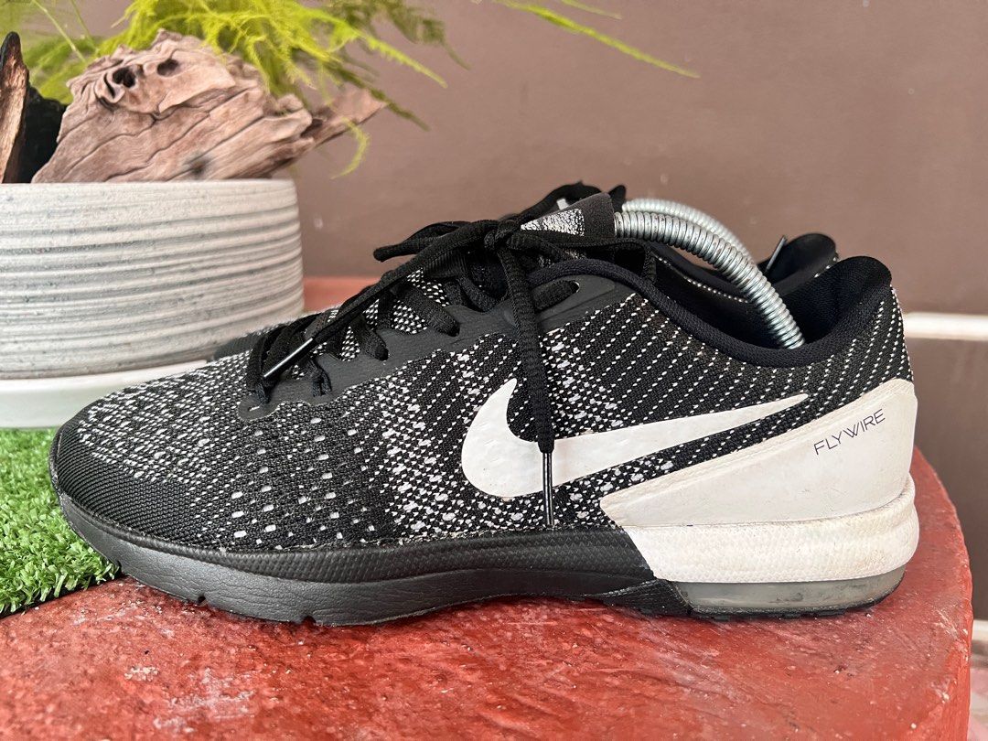 Nike air max typha flywire outlet