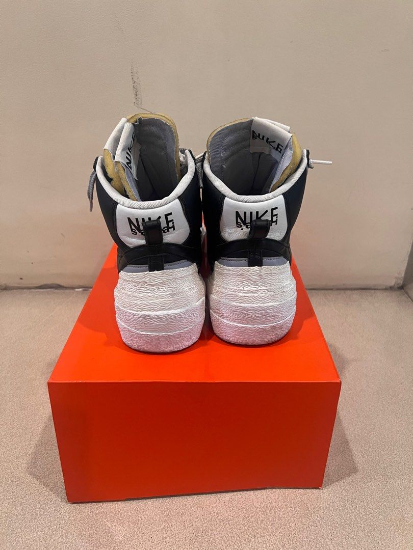 Nike Sacai Blazer Mid US 11 (Category: Sneakers) located in Manila. Submitted by mr.arnie (Listing ID 1320151024, Image 3). Description: Complete box and extra laces.