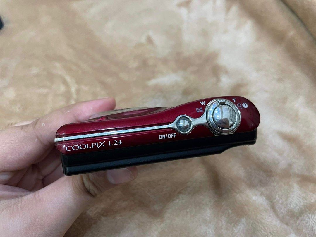 Nikon Coolpix L24 (Digicam) (Category: Cameras) located in Rizal. Submitted by norisheet (Listing ID 1320172609, Image 2). Description: Nikon Coolpix L24 Ready to use! — no functional issues All buttons are working Flash working Inclusion: Unit Camera bag Rechargeable batteries SD card Strap w/ minor flaw —- broken battery door but doesn’t affect the output Price is still negotiable Dm for sample photos & videos 💌 .