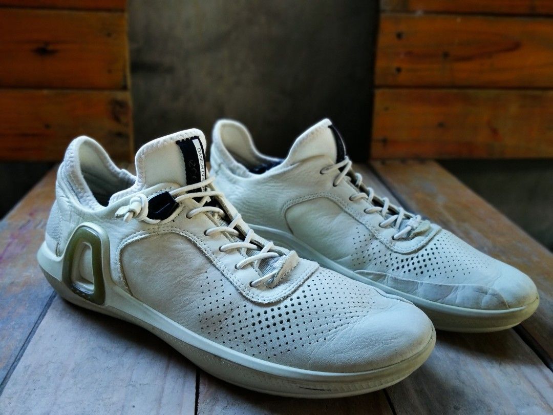 Ecco intrinsic friendliest mens