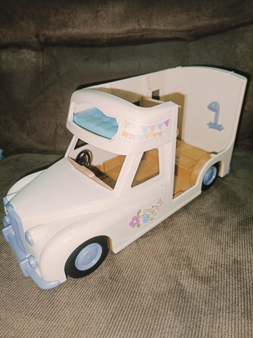 Sylvanian Family Camper Van (Category: Vehicle & Diecast Models) located in Magdalena. Submitted by queenmaz (Listing ID 1320082173, Image 1). Description: Sylvanian Family Camper Van No accessories. Like new. Available for pick up or shipping. Shipping fee shoulder ni Buyer. Payments accepted: Gcash and Bank Transfer.