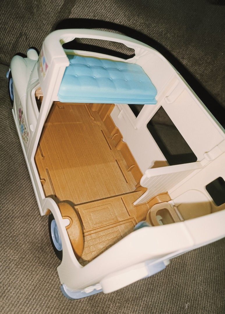 Sylvanian Family Camper Van (Category: Vehicle & Diecast Models) located in Magdalena. Submitted by queenmaz (Listing ID 1320082173, Image 3). Description: Sylvanian Family Camper Van No accessories. Like new. Available for pick up or shipping. Shipping fee shoulder ni Buyer. Payments accepted: Gcash and Bank Transfer.