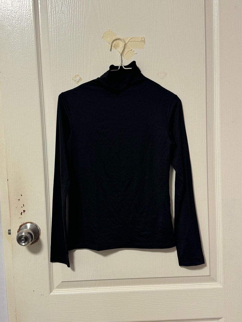 Airism turtleneck deals
