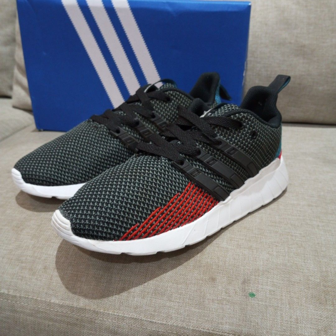 Adidas Questar Flow Multicolor running like new Uk 38