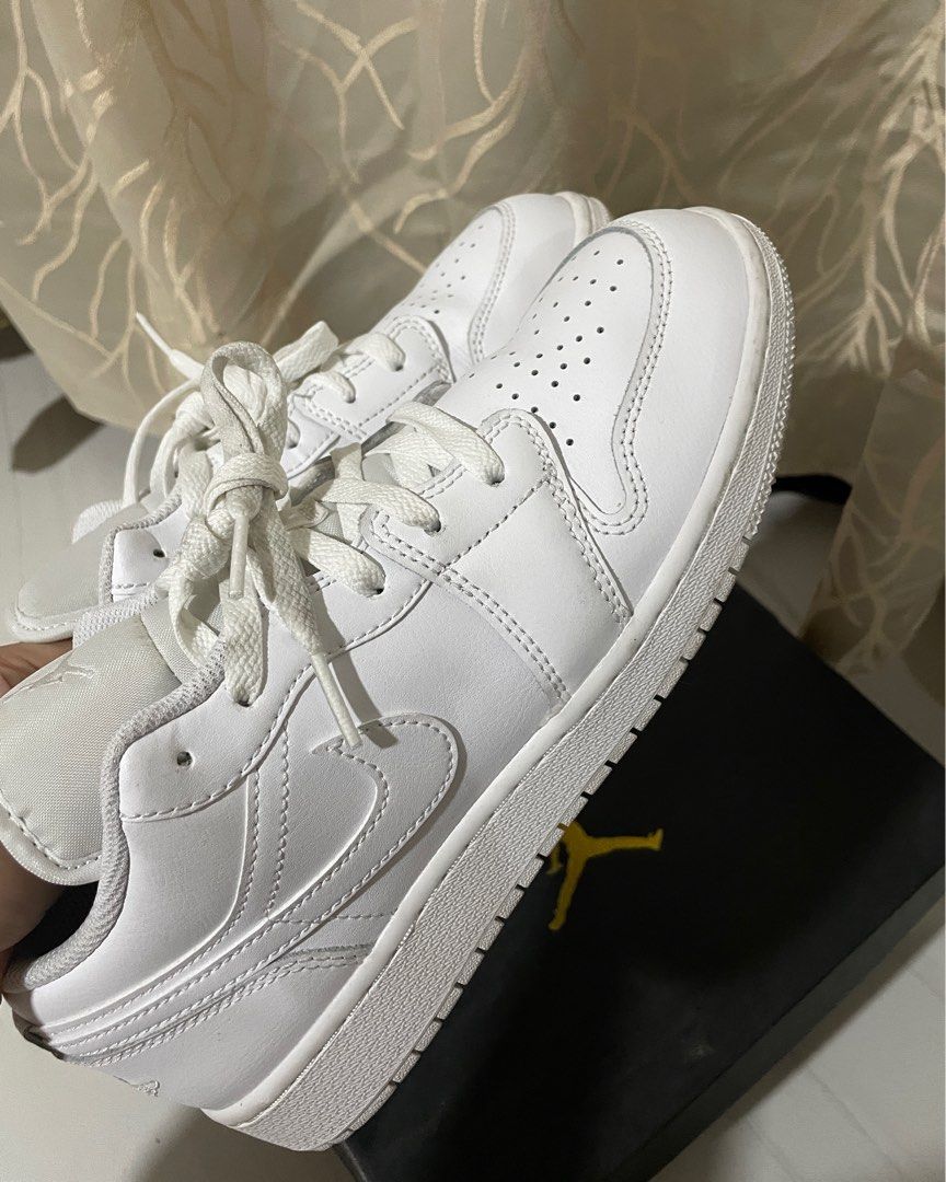 Air Jordan 1 Low (GS) white (Category: Sneakers) located in Imus. Submitted by off_thecloset (Listing ID 1320358713, Image 3). Description: Air Jordan 1 Low (GS) Bought this in store at Sole Avenue Ayala Malls Manila Bay in resell price (9,495) Used twice only 9.5/10 condition - very minimal to unnoticeable creasing (check photos) Complete with box Size: US 6 wmns; 24cm RFS: I’ve outgrown the style. I’m not seeing myself using it often. Sayang it