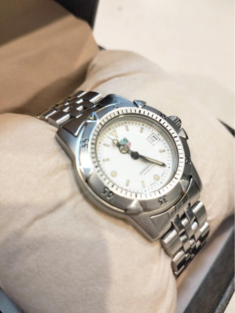 Tag heuer small wrist top