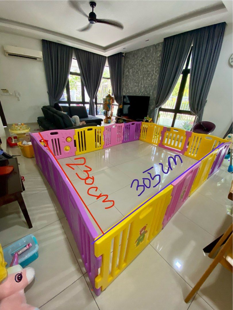 Big Baby fence 305cm x 230cm, Babies & Kids, Baby Nursery & Kids ...