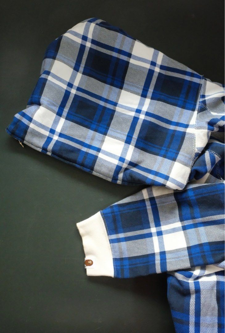 Bape full zip plaid jacket (Category: Looking For) located in Cainta. Submitted by plus.eighty.one (Listing ID 1320269144, Image 3). Description: A bathing ape Full zip Hoodie Plaid Size xl Pit to pit 25 Length 29 Condition : 9/10 almost new, light dirt on white part Made in japan.