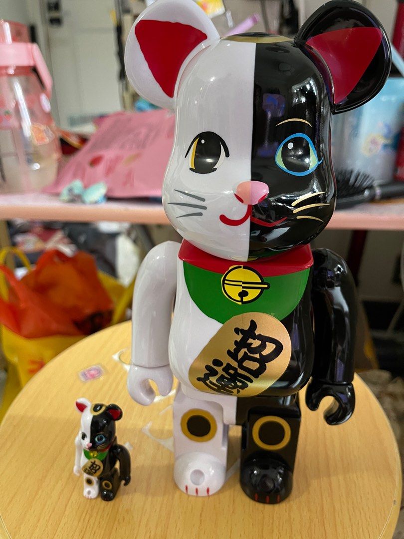 Bearbrick 招財貓金運白x招福黑, 興趣及遊戲, 玩具& 遊戲類