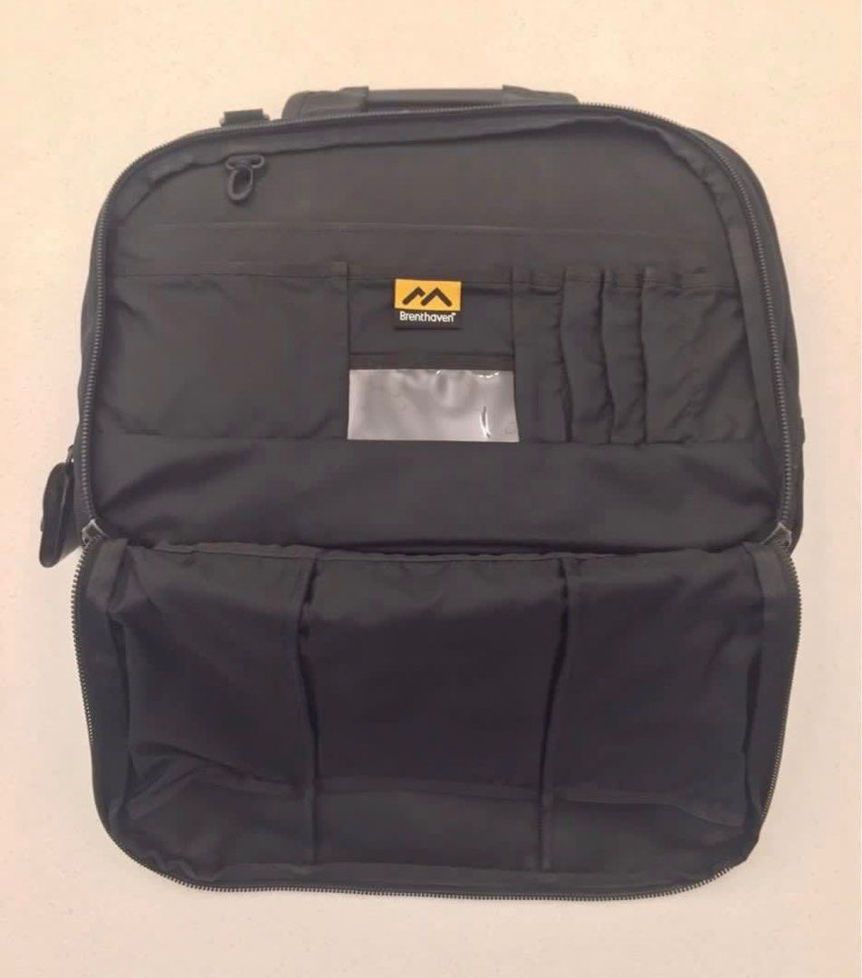 Brenthaven ProLite Il Case for 15 inch MacBook Pro Notebook carrying 15.4 Apple laptop bag Computers Tech Parts Accessories Laptop Bags Sleeves on Carousell