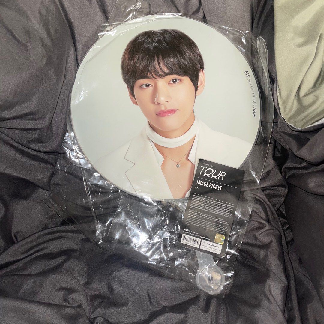 BTS V Taehyung Image Pickets (Category: K-Wave Merchandise) located in Pasig City. Submitted by rayaur (Listing ID 1320314124, Image 3). Description: 250 each, except for mots (350) negotiable if take all/ buying with other items 1,500 TAKE ALL (will include other official items as freebies, negotiable pa if buying other items) .