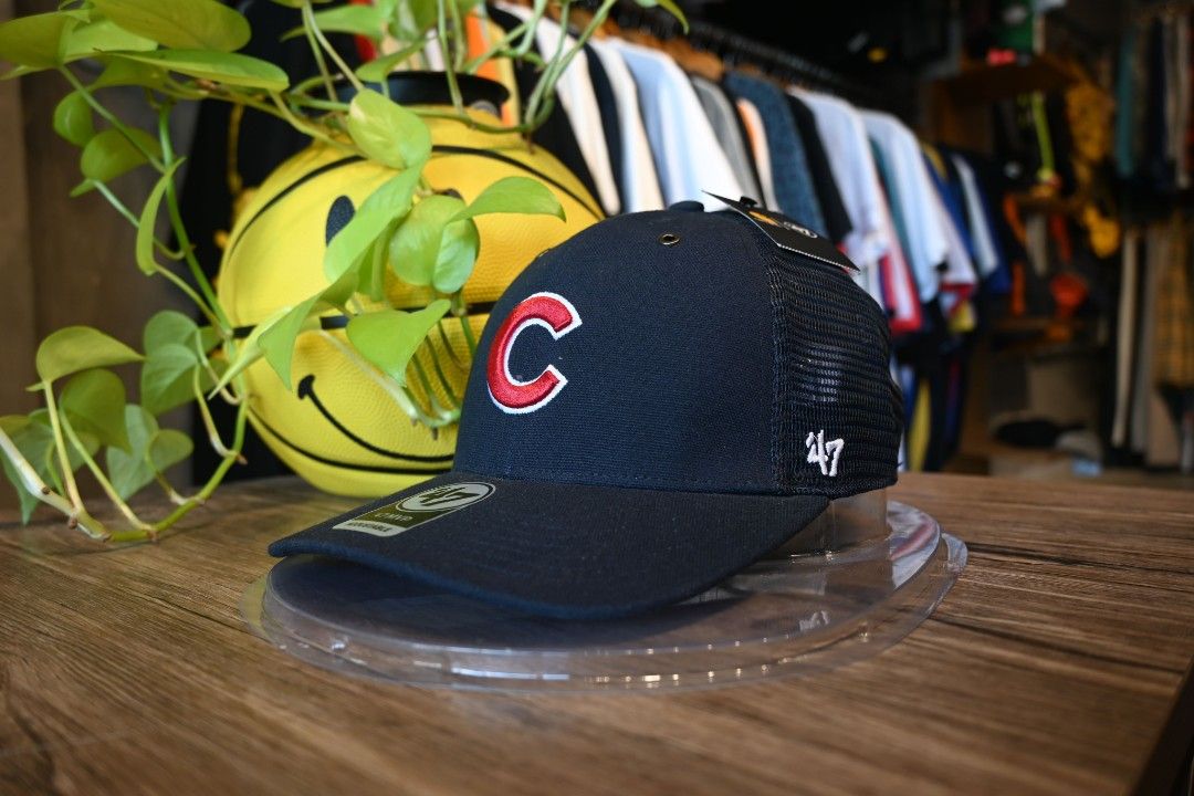 CARHARTT x 47 BRAND CHICAGO CUBS TRUCKER HAT Men s Fashion Watches Accessories Caps Hats on Carousell