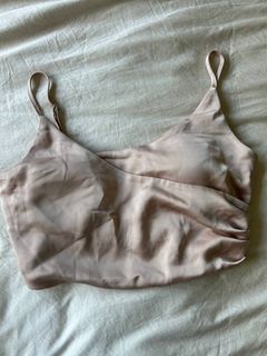 (Category: ) located in . Submitted by lien999 (Listing ID 1320285735, Image 1). Description: .