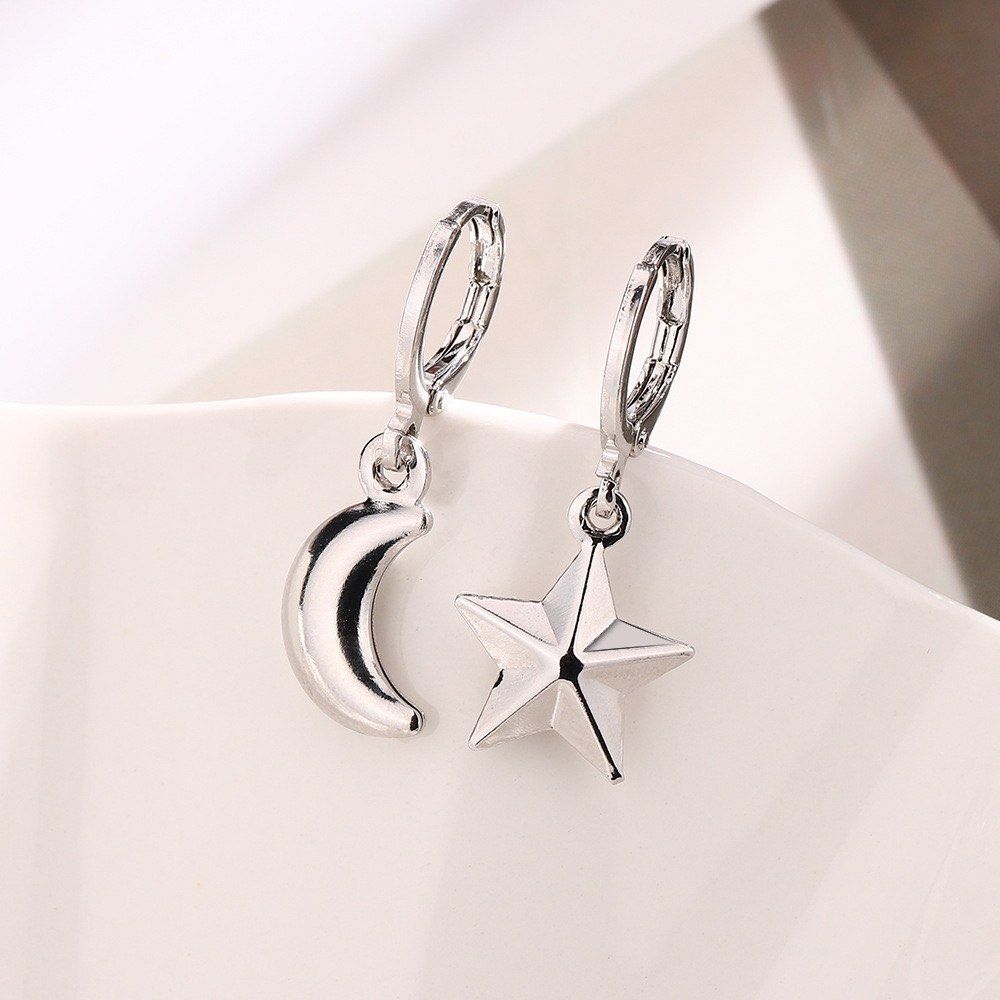 Asymmetrical silver earrings hotsell