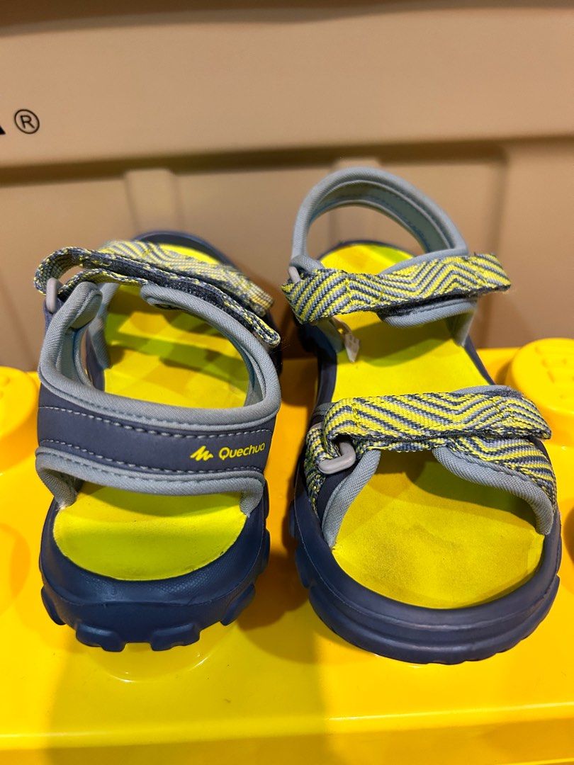 Boys hiking sandals shop