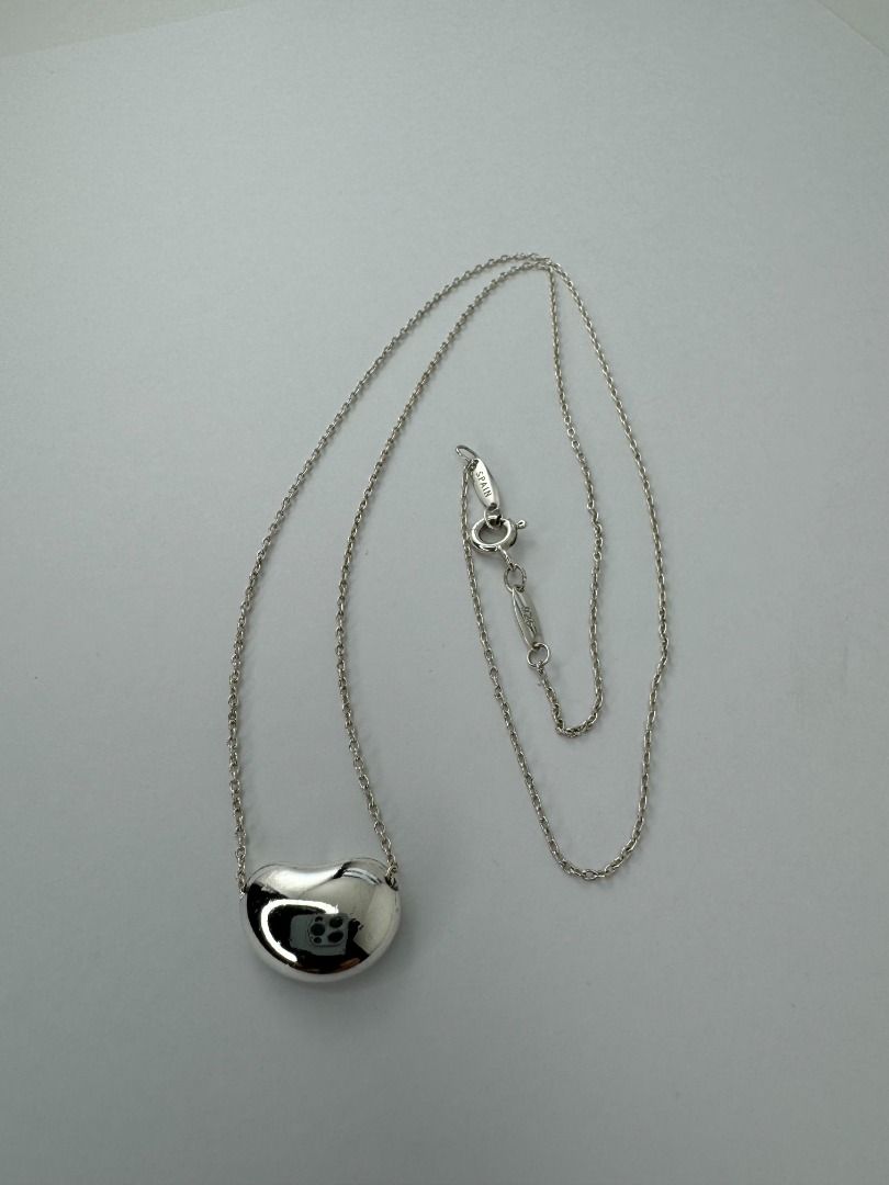 Tiffany and company bean necklace hotsell