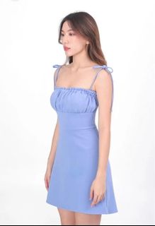 (Category: ) located in . Submitted by ccclearwardrobe (Listing ID 1320387819, Image 1). Description: .