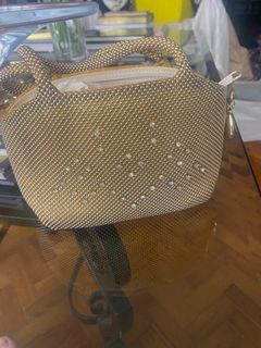 (Category: ) located in . Submitted by bijouxdesigner (Listing ID 1320266523, Image 1). Description: .