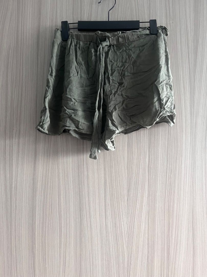 Green flowy shorts shop