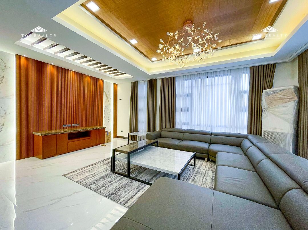 Townhouse for Sale in Quezon City, at New Manila 4 Bedroom 4BR ...