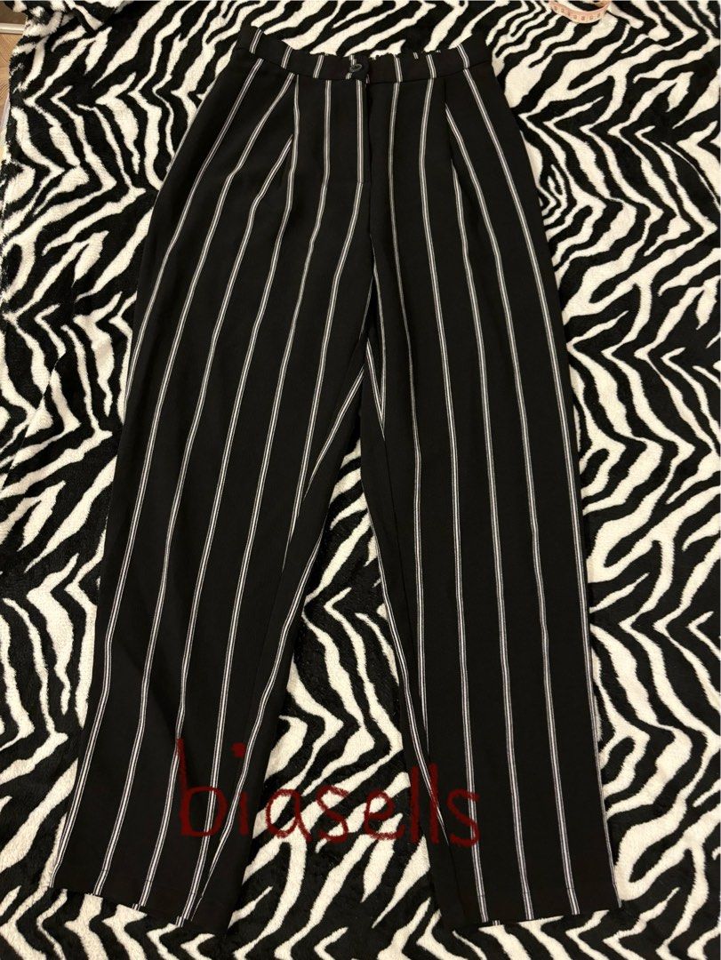 H M Slacks Pants Trousers Black and White Stripes Women s Fashion Bottoms Other Bottoms on Carousell