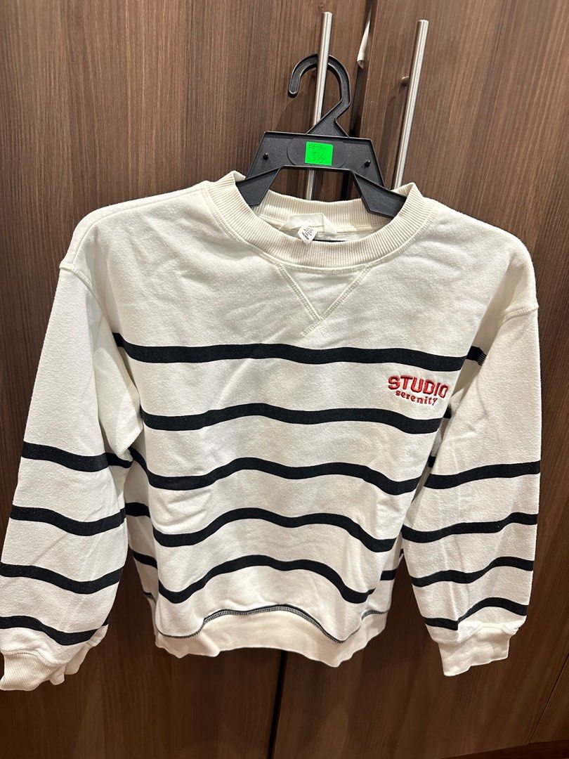 H M striped sweatshirt Women s Fashion Tops Longsleeves on Carousell