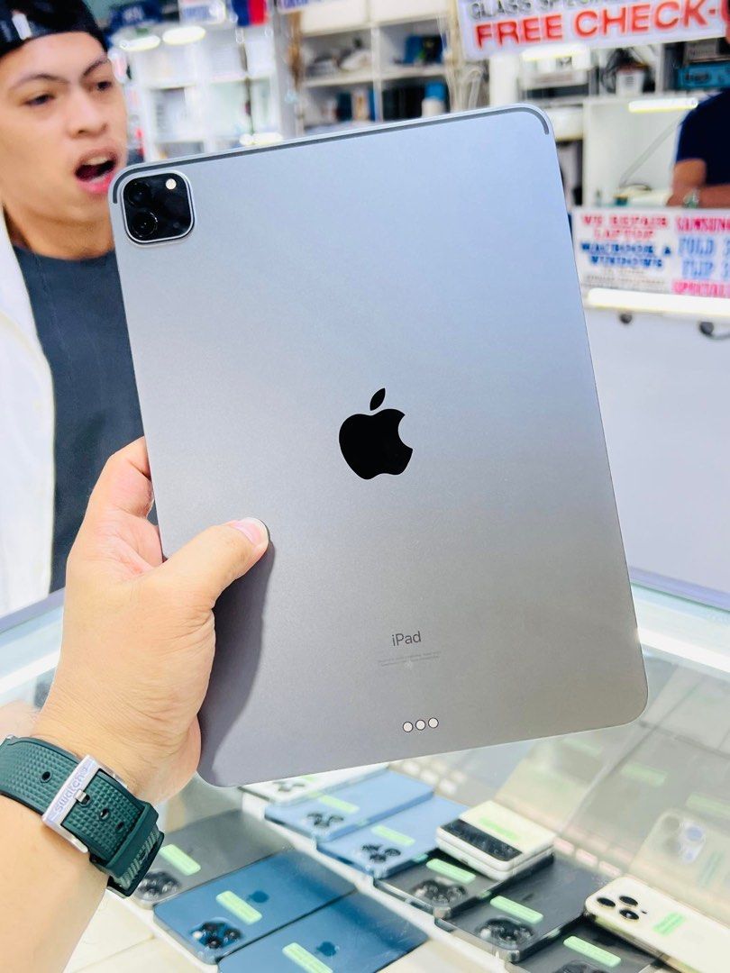 Ipad Pro 11' m1 128GB WIFI ONLY NO ISSUES (Category: iPad) located in Pasig City. Submitted by najihahtelecomshop2018 (Listing ID 1320306616, Image 1). Description: OPEN FOR SWAP/SELLING: (INSTALLMENT THRU CREDITCARD/GGIVES/SPAYLATER) 🔸WE BUY AND SELL ANY KINDS OF GADGETS ( Pass sa Old Model ) 🔸 ‼️TAKENOTE: PASS SA MGA SCAMMERS | THIRD PARTY )‼️ Quick Specs: ⤵️ (ONHAND) Ipad Pro 11' M1 128GB WIFI ONLY NO HIDDEN ISSUES NO HISTORY OF REPAIR NO IC