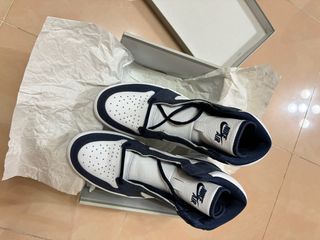 （分類：）位於 。 由 black13studio 提交（商品編號 1320337998，圖片 1）。簡介： 。
