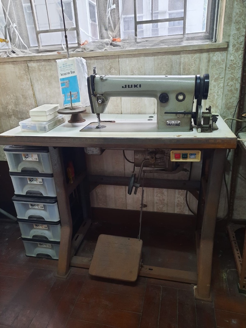 JUKI 工業用衣車 DDL555 (連說明書）, 家庭電器, 其他家庭電器 - Carousell