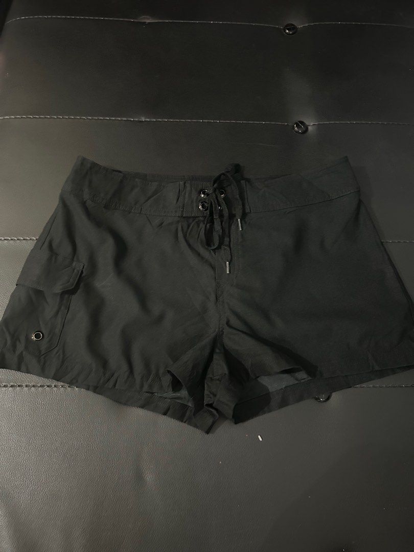 La Blanca board short Women s Fashion Bottoms Shorts on Carousell