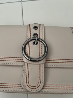 (Category: ) located in . Submitted by ms.choong (Listing ID 1320261389, Image 1). Description: .