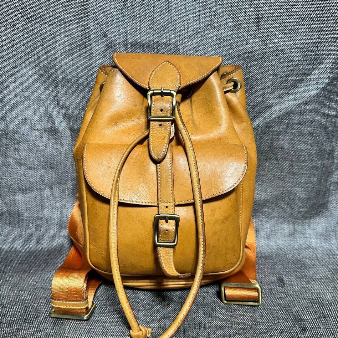Leather backpack (Category: Luxury Bags & Wallets) located in Manila. Submitted by greyinfash06839 (Listing ID 1320385532, Image 1). Description: 🤍Price: 2,900 pesos only 🤍Item: Leather backpack 🤍Brand: 🤍Matirial: Leather 🤍Quality: Good quality 🤍color: Brown 🤍Size: Small 🤍Dimension. H: 11 L: 8 W: 5 🤍Sex: Unisex 🤍Issue: Sign of use 🤍Condition Rate: 8/10 🤍Other info:.