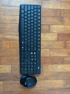 (Category: ) located in . Submitted by scloset24 (Listing ID 1320236741, Image 1). Description: .