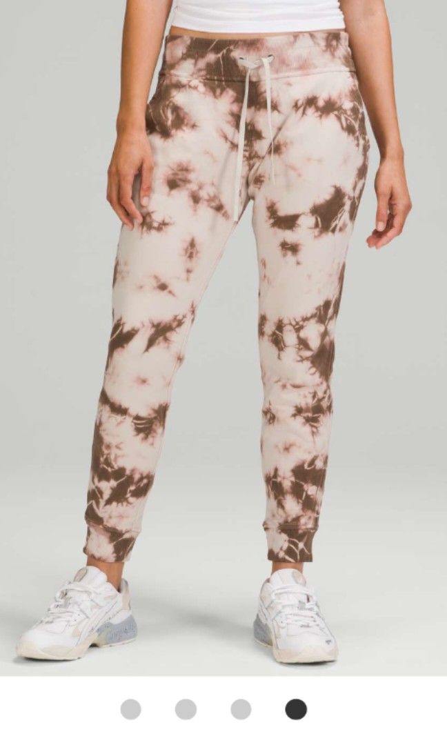 Lululemon warm down jogger top