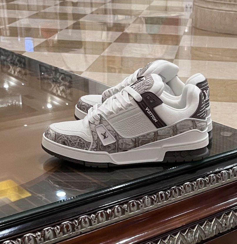 Louis vuitton himalayan clearance