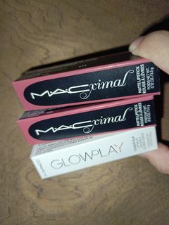 (Category: ) located in . Submitted by sheprelovedclothes (Listing ID 1320262972, Image 1). Description: .