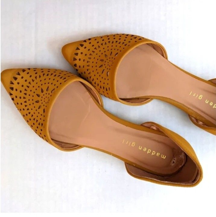 Madden girl pointed flats store