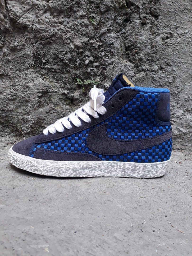 nike blazer mid woven