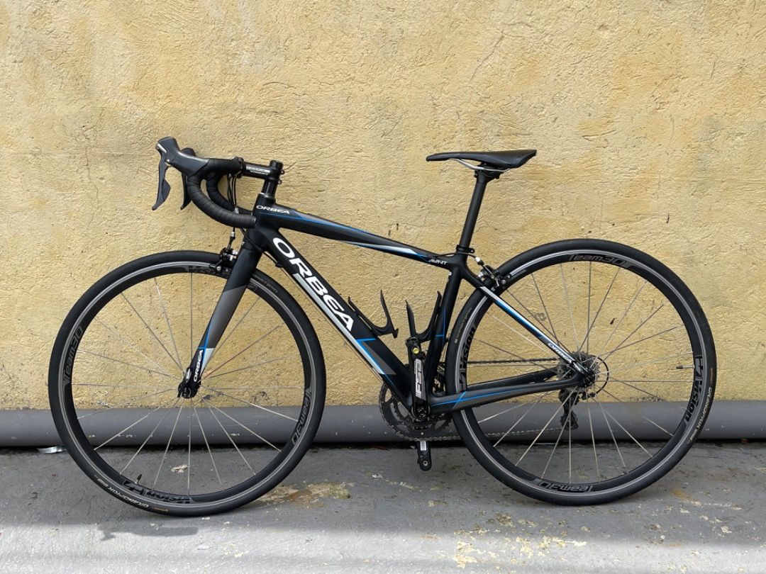 ORBEA AVANT FOR SALE (Category: Bicycles) located in Pasay City. Submitted by ronmlld (Listing ID 1320372955, Image 1). Description: Model: Orbea Avant Size: 49 Color: Black/Blue Condition: Excellent condition, well-maintained Price: 80,000 (negotiable) Meet-up: Cainta/Pasig/Greenhills Frame Material: Carbon Fiber Groupset: Shimano Ultegra 6800 11-speed Wheelset: Vision Team 30 Tires: Continental Grandprix Brakes: FSA Gossamer Crankset: FSA Gossa
