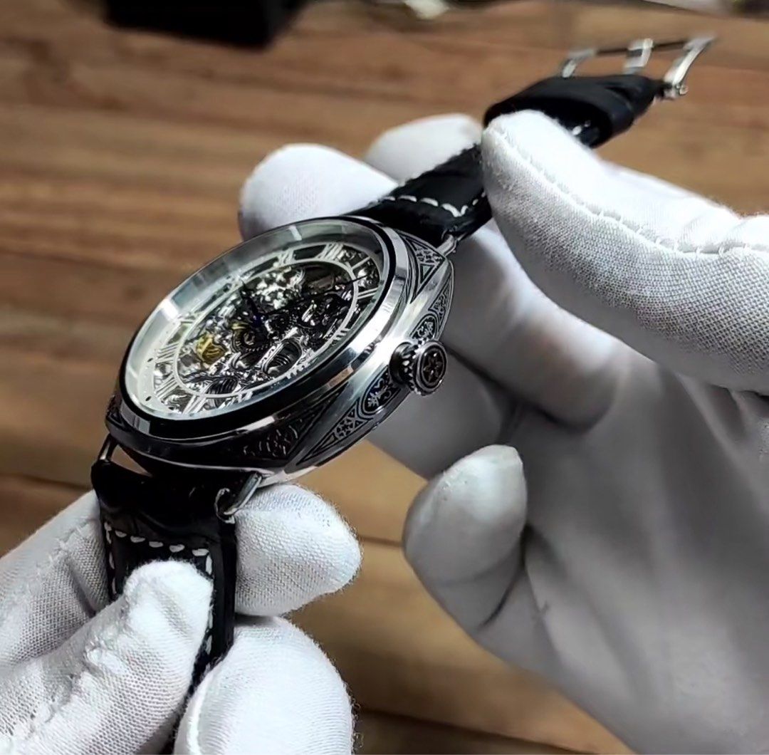 Skeleton Radiomir Mechanical hand wind watch