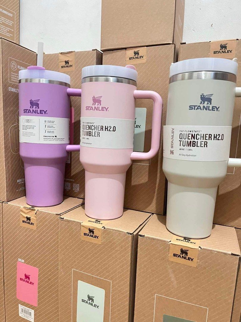 Stanley tumbler (Category: Water Bottles & Tumblers) located in Bulacan. Submitted by drlmphn16 (Listing ID 1320381171, Image 1). Description: STANLEY TUMBLER orig mall pullout 40oz With box & straw 2k+ srp sa mall, sakin ₱950 lang! .