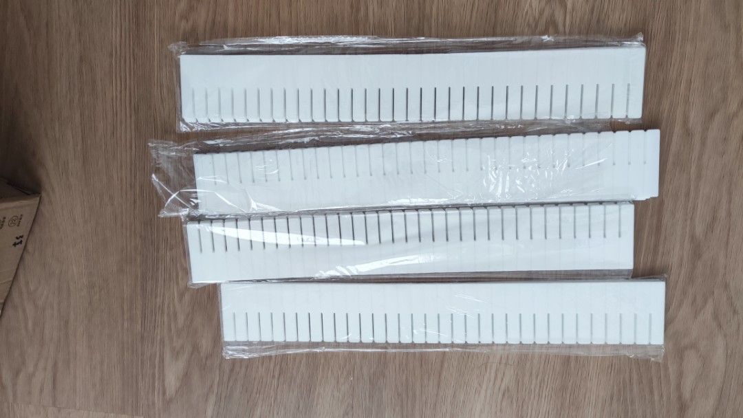 storage /drawer devider (Category: Home Improvement Tools & Accessories) located in Kajang. Submitted by thetryst (Listing ID 1320277739, Image 3). Description: 1 set has 4 pieces 45cm wide * 6cm height I have a total of 4 sets. Will be giving away the clip to make the setup sturdy and pretty. Taking 4 sets at RM 30.