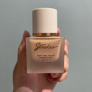 Strokes Soft Veil Filter Foundation in Medium 03
