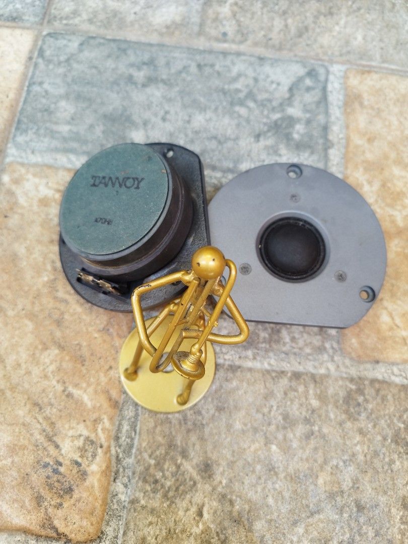 Tannoy Dome tweeter (Category: Soundbars, Speakers & Amplifiers) located in Manila. Submitted by motable.paul (Listing ID 1320257426, Image 2). Description: 👉Tannoy Dome Tweeter 👉impedance : 4 ohms as per fluke multi meter 👉watts : not indicated 👉tested working condition 👉pulled out from Tannoy mercury tower speaker 👉best for diy or replacement of your existing speaker.
