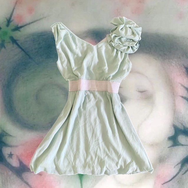 teal formal bubble ruffles dress (Category: Dresses) located in Batangas. Submitted by beomchu (Listing ID 1320292711, Image 1). Description: ⭐️ read about before claiming ⭐️ size: small to medium length: 32 inches — very high quality — with zipper at the back — washable stains .