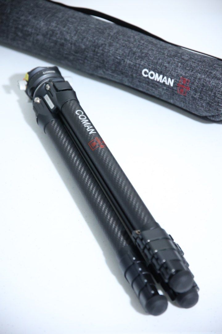 Ulanzi&coman zero Y CF tripod (Category: Tripods & Monopods) located in Manila. Submitted by potpot_guevarra (Listing ID 1320369291, Image 2). Description: Selling brand new Pro Ulanzi & Coman zero Y carbon fiber travel tripod. This is the competitor of Peak Design travel tripod. Best for pro/hobbyists travel photographer and videographer. Free: ulanzi 1/4 center column for any type of tripod head. Php 20,500 Open for meet up cavite and pasay are